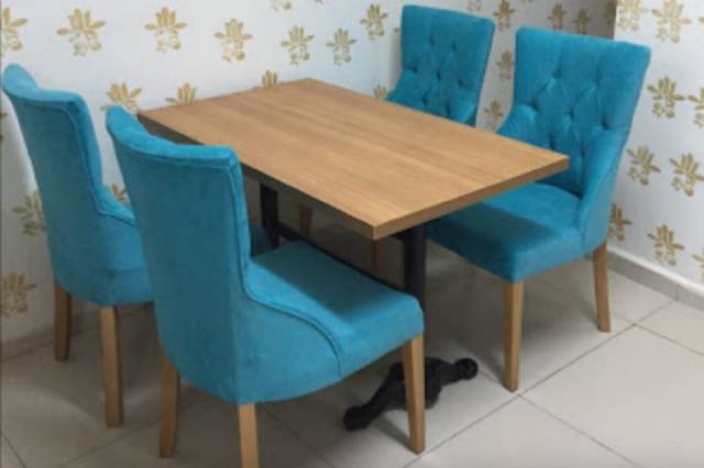 Luxury Restaurant Dining Chairs Cafe & Restaurant Table Chairs